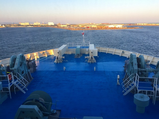 フェリーで九州へ